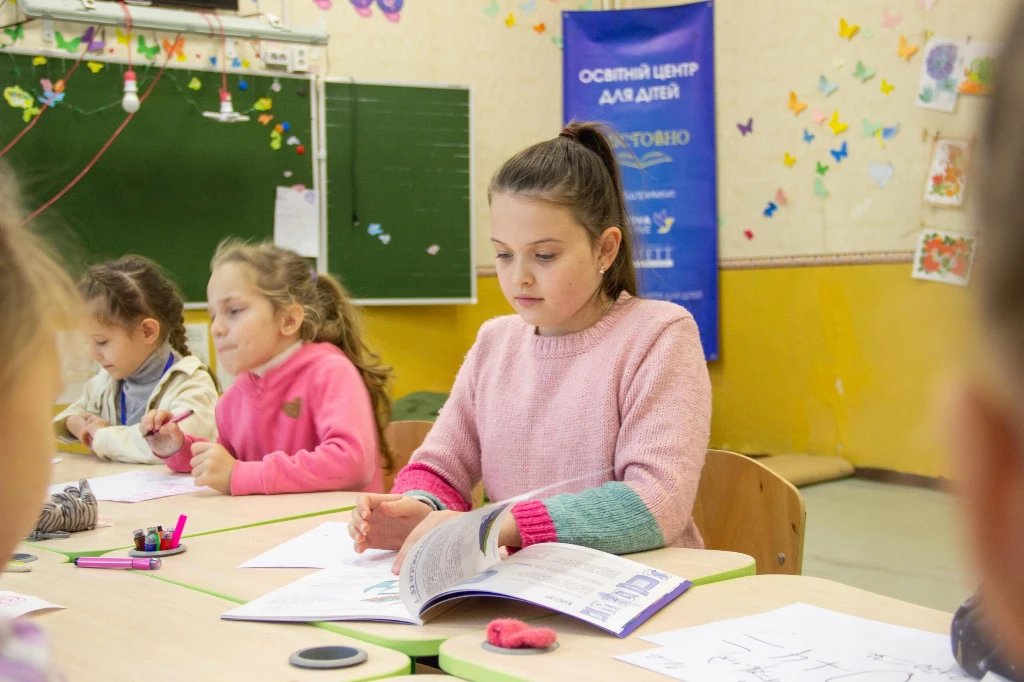 Скільки коштують гуртки, репетитори й продовжений день у 2026 році